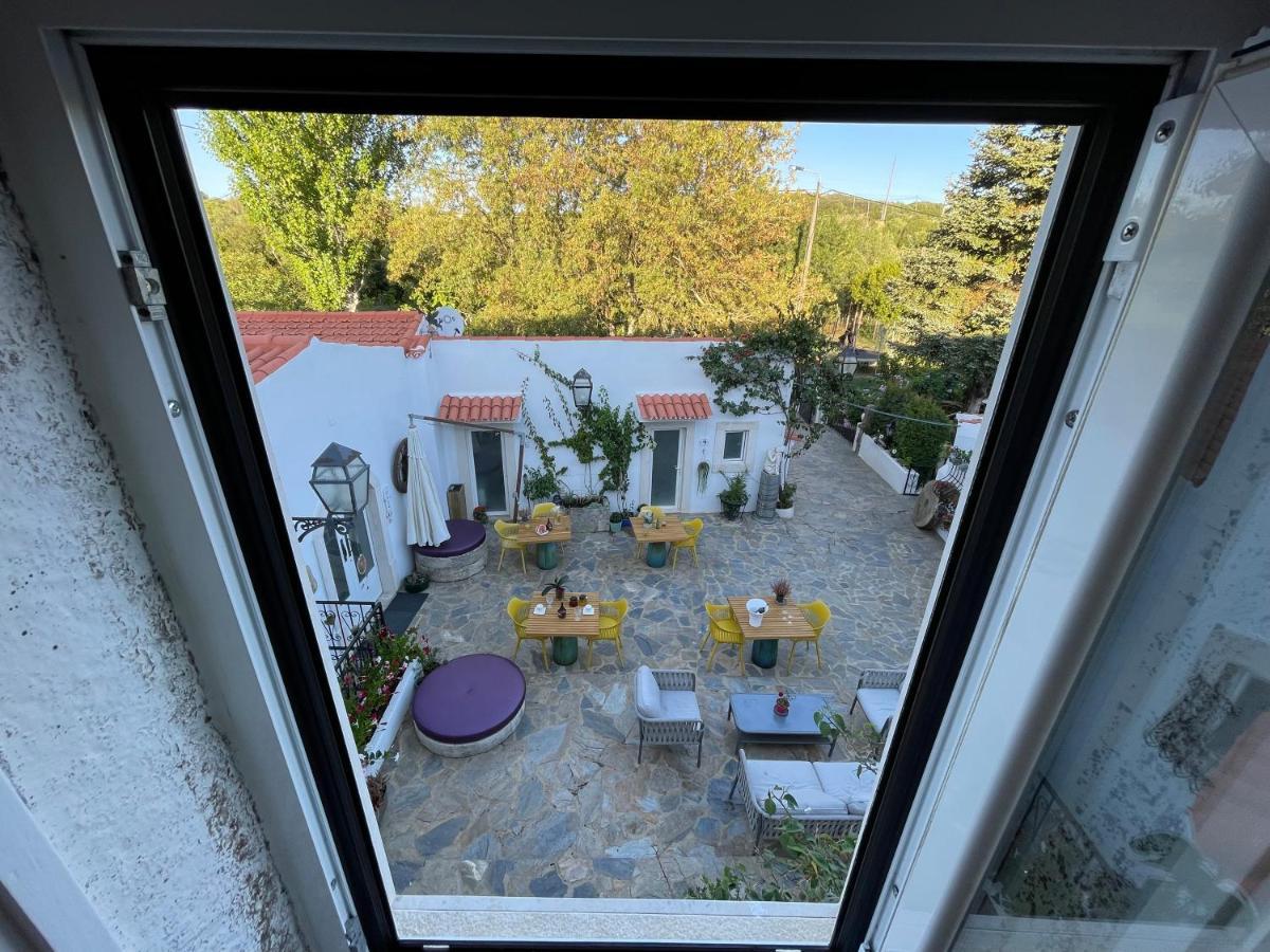 Отель Casalinho Da Azenha - Charm House Синтра Экстерьер фото