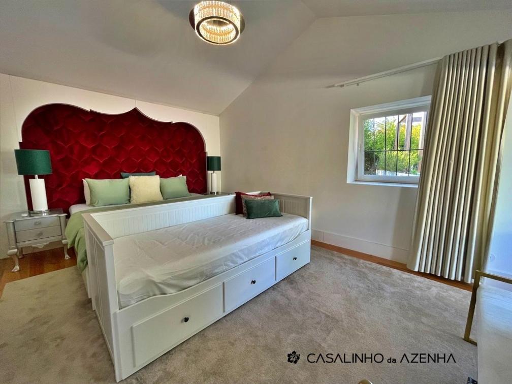Отель Casalinho Da Azenha - Charm House Синтра Экстерьер фото